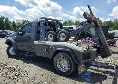 2020 Ford F450 Super Duty из США, поврежденный, VIN 1FDUF4HT2LEE28984